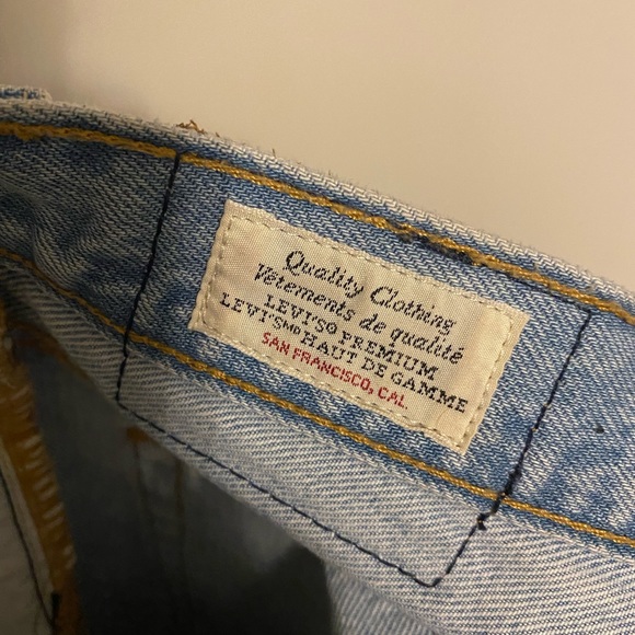 ARITZIA LEVIS 501 SHORTS - Picture 5 of 7